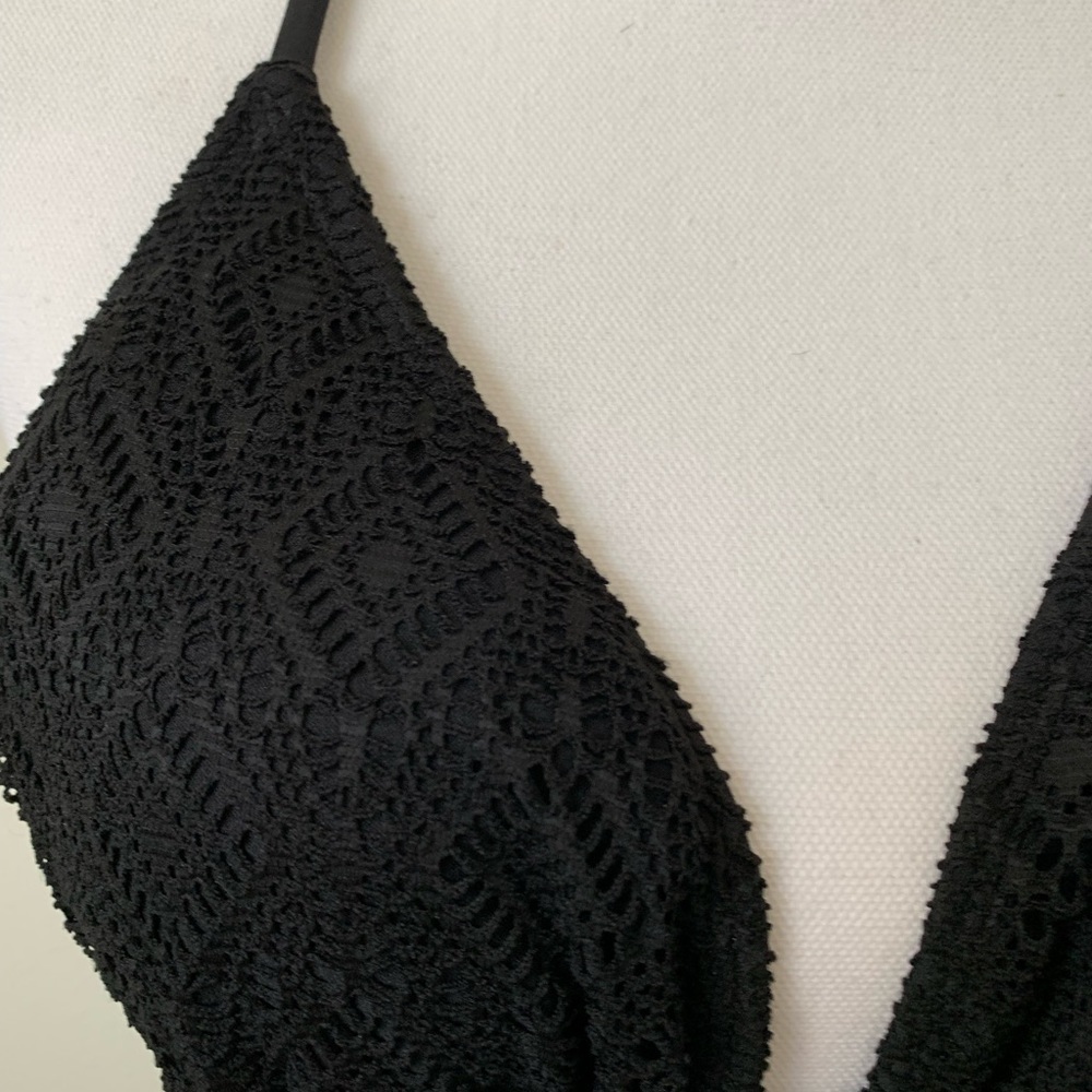 Bikini - Picture 2 of 6